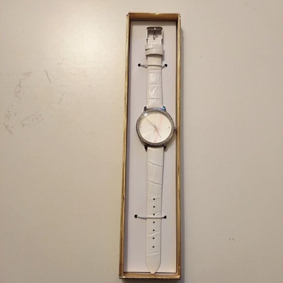 CROTON Womens White Faux Leather Watch With Rhinestone Accented Bezel -NEW - Picture 1 of 3